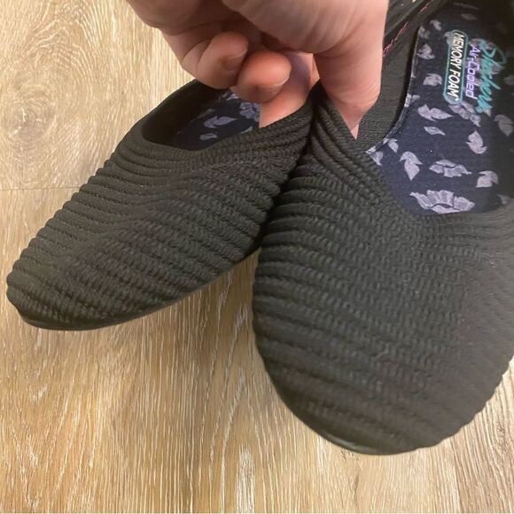 Skechers Black Flats for Women - Picture 3 of 7